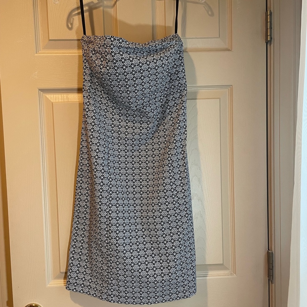 GAP Strapless Black and White Floral Print Dress with Zip Back, Size 6